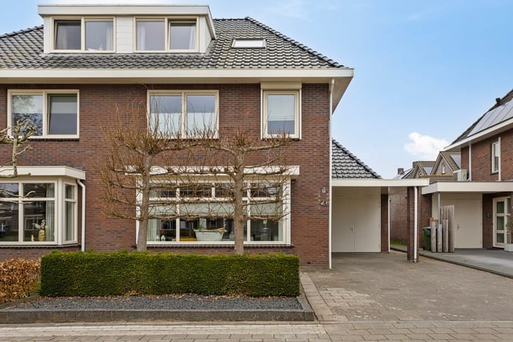 Photo 62 of Kluisstraat 21