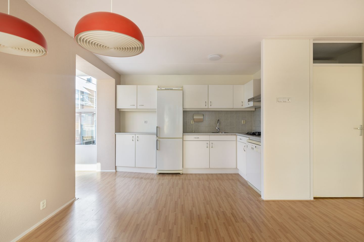 Foto 10 van Raadhuisplein 34