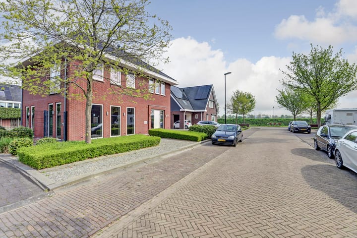 Foto 37 van Bonekruidstraat 11