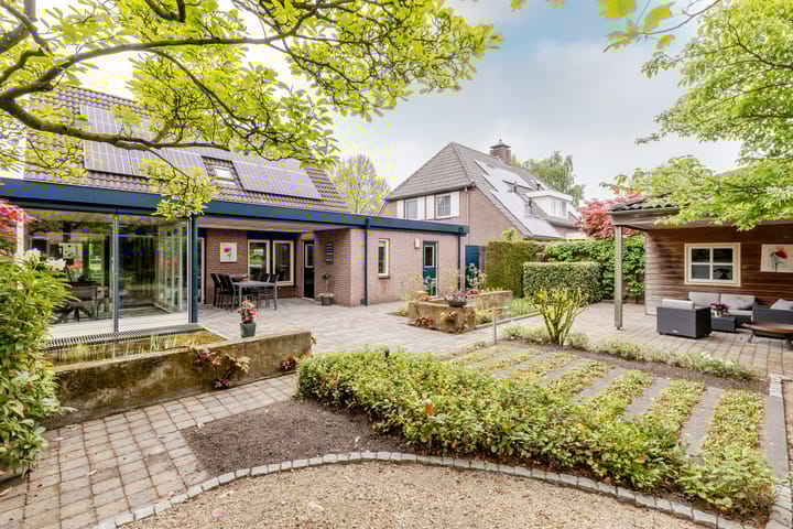 Foto 34 van Klokkenmaker 18