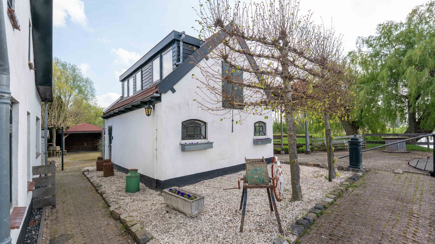 Foto 64 van Vrouwenweg 55