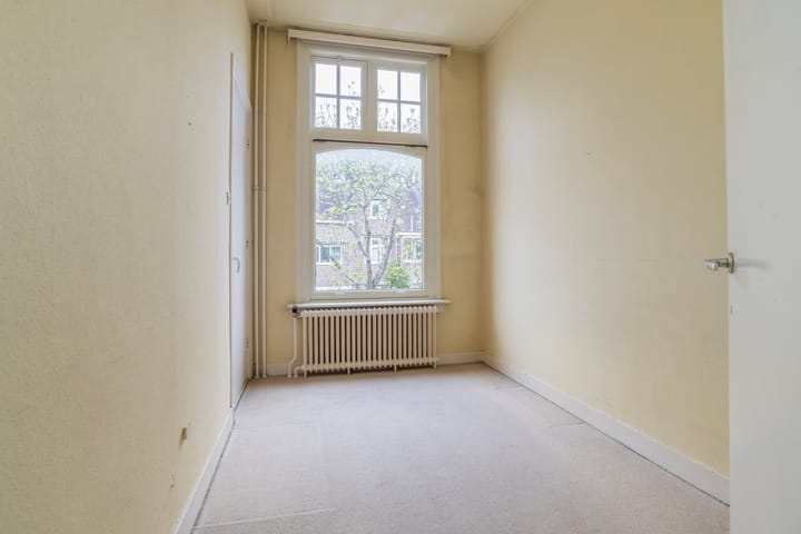 Photo 48 of Essenlaan 6