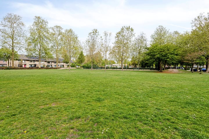 Foto 34 van Claes van Griensvenstraat 5