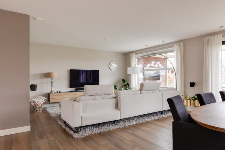 Foto 9 van de Bank 6