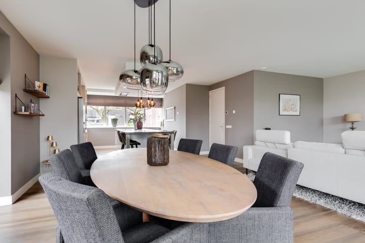 Foto 12 van de Bank 6