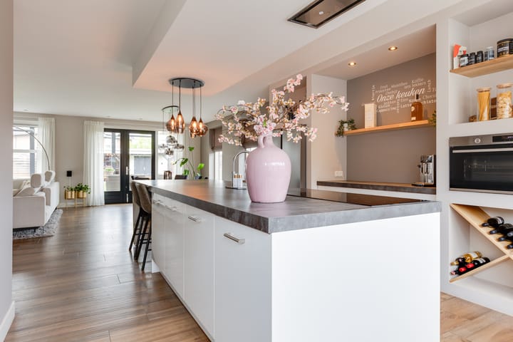 Foto 16 van de Bank 6