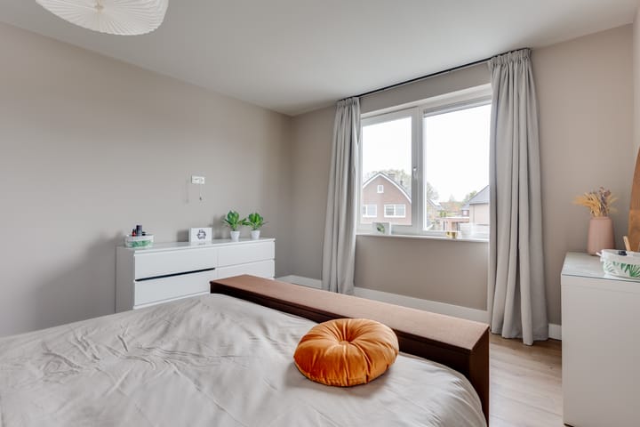 Foto 29 van de Bank 6