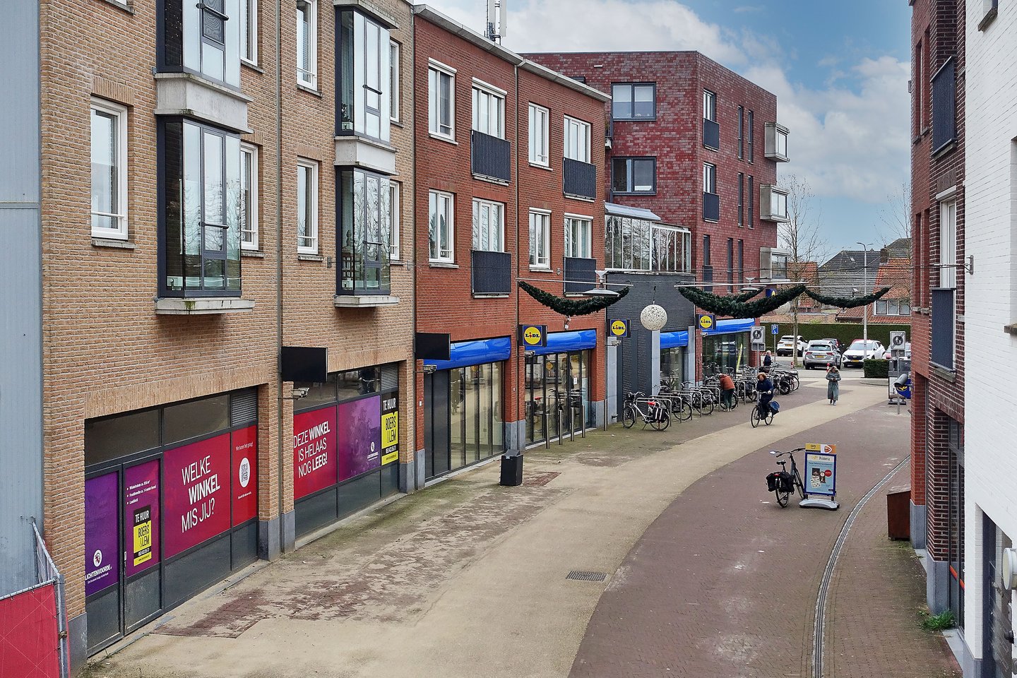 View photo 1 of De Leest 35