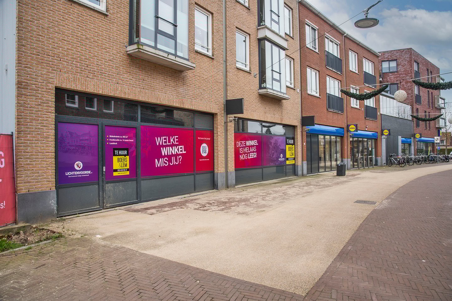 View photo 2 of De Leest 35