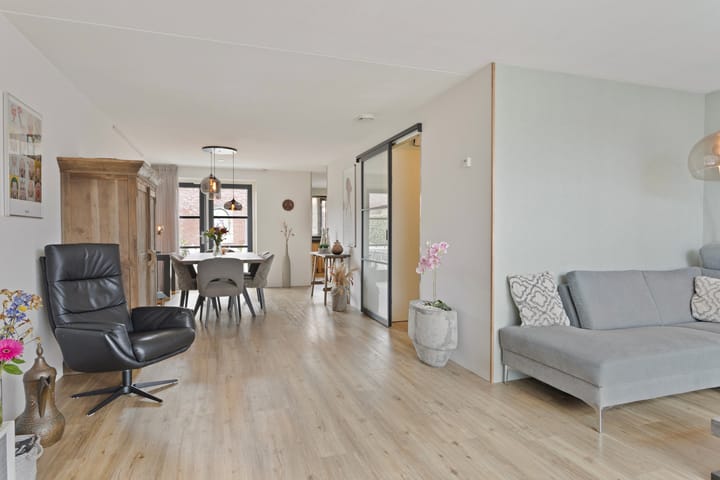 Foto 9 van Bob Marleylaan 19