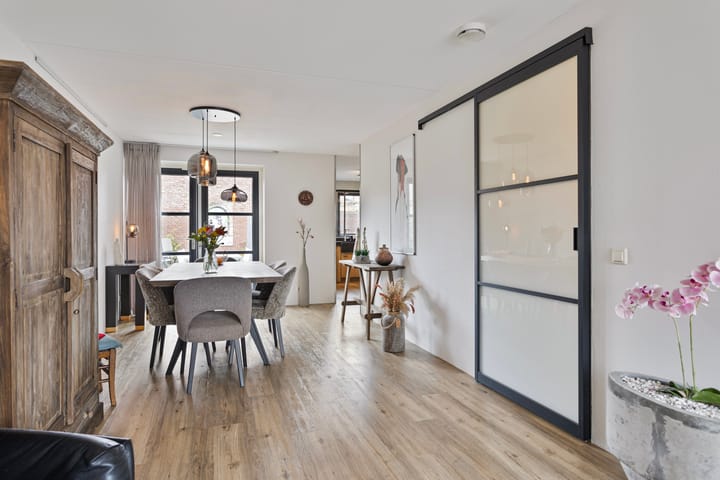 Foto 11 van Bob Marleylaan 19