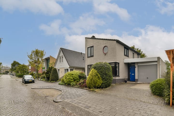 Foto 3 van Meidoornlaan 14