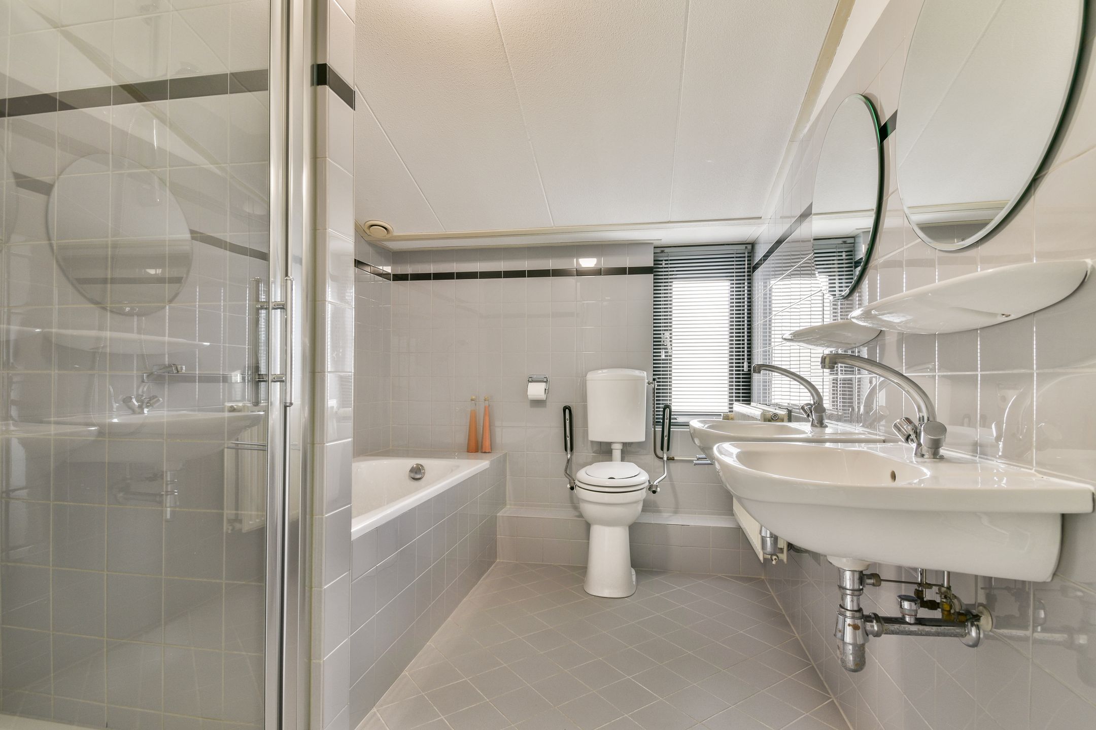 Foto 33 van Meidoornlaan 14