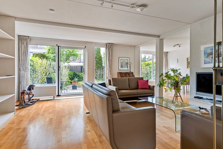 Foto 2 van Leeuwetand 46