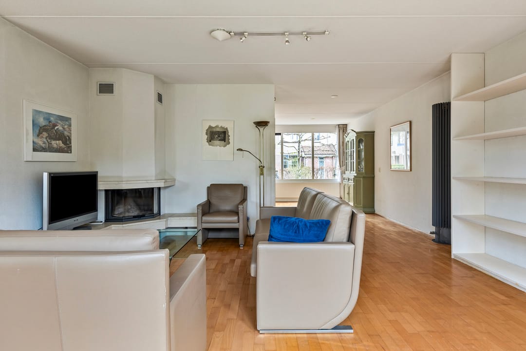 Foto 8 van Leeuwetand 46