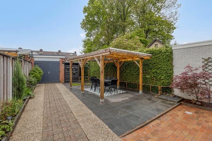 Photo 21 of Spoelsterstraat 12