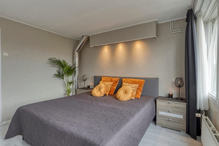 Photo 30 of Spoelsterstraat 12