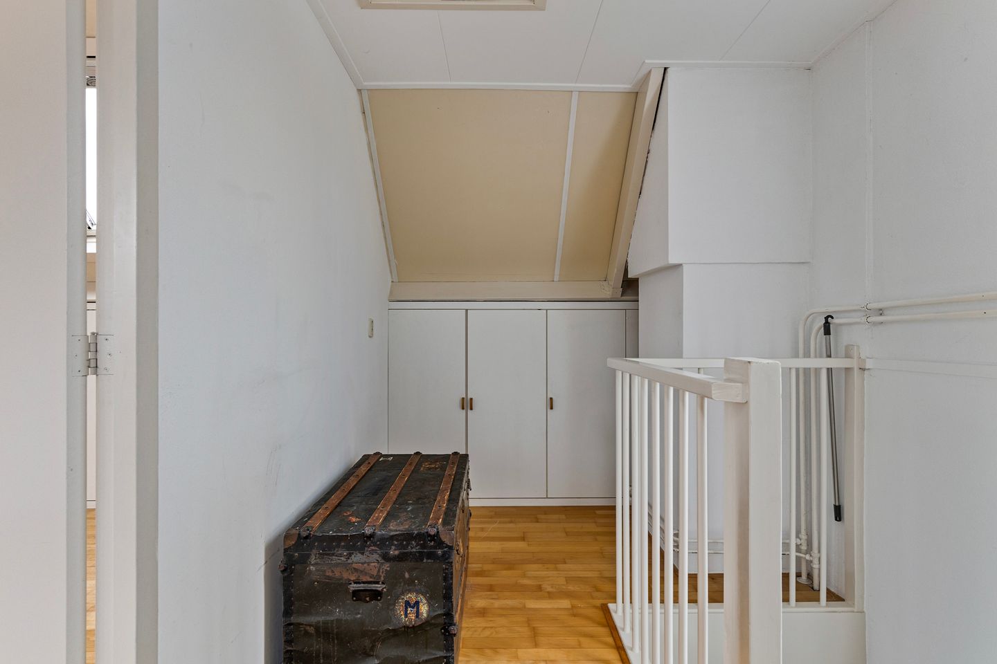 Foto 25 van Leeuwetand 46