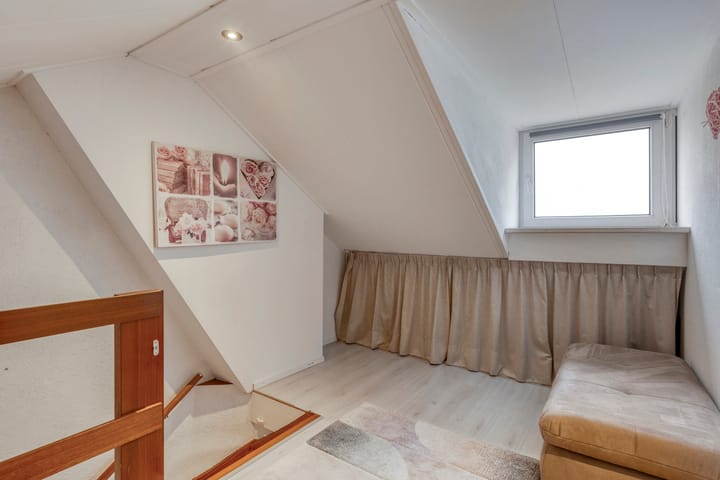 Photo 35 of Spoelsterstraat 12