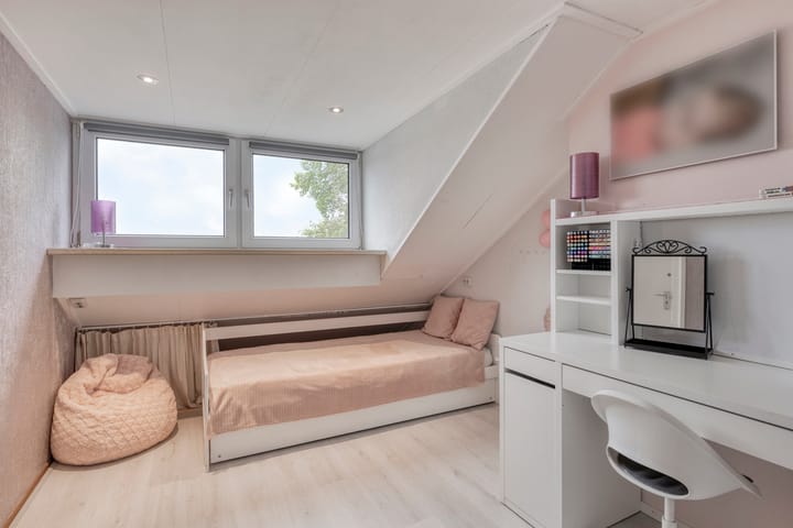 Photo 37 of Spoelsterstraat 12