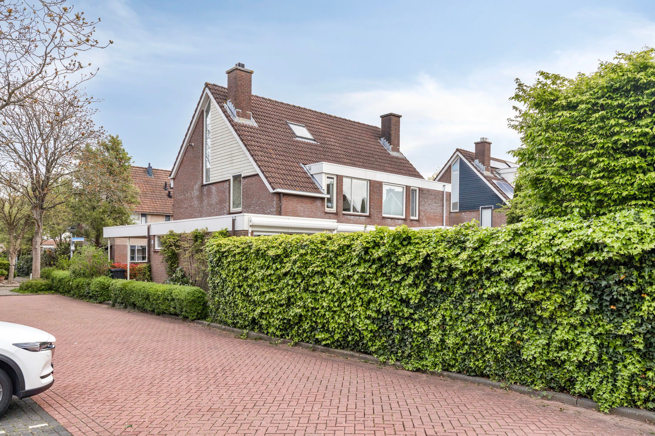 Foto 33 van Leeuwetand 46