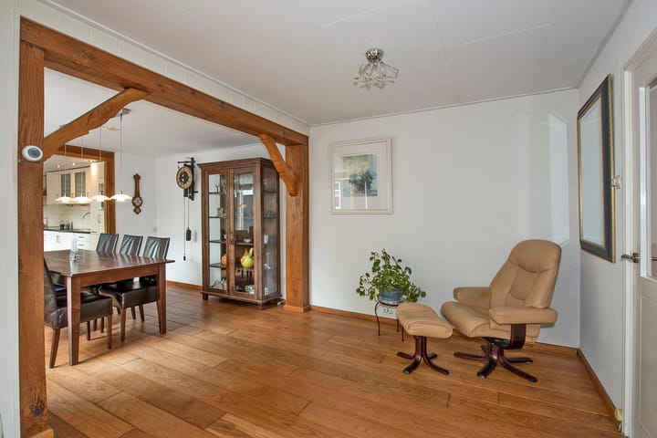 Foto 11 van Pastoriestraat 8