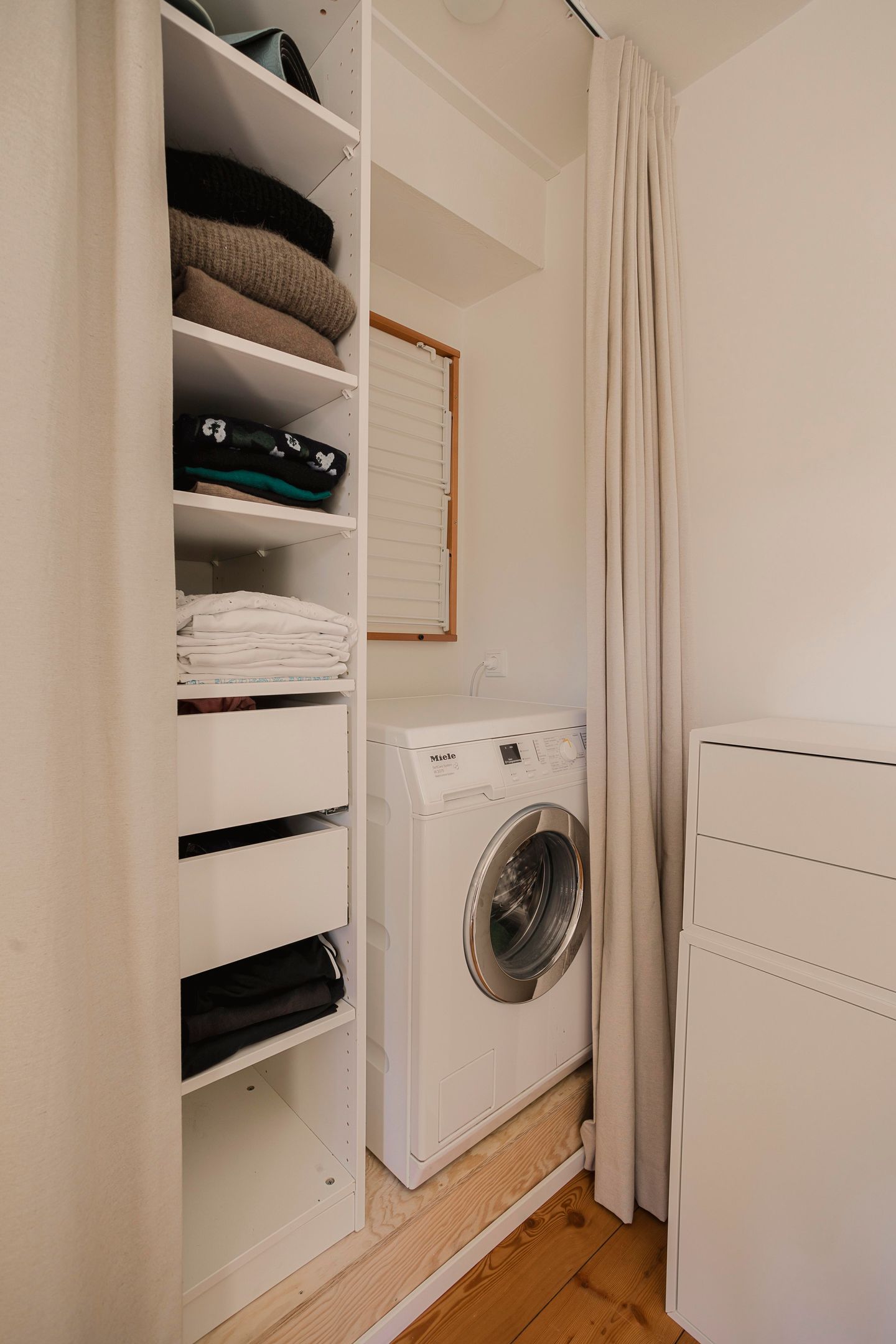 Photo 19 of Haarlemmerweg 211-2