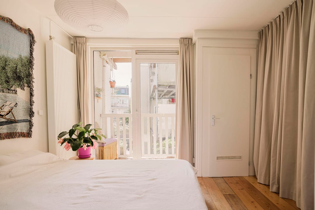 Photo 11 of Haarlemmerweg 211-2