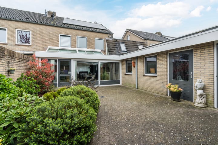 Foto 27 van Rechtestraat 41