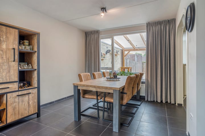 Foto 9 van Korte Meten 6