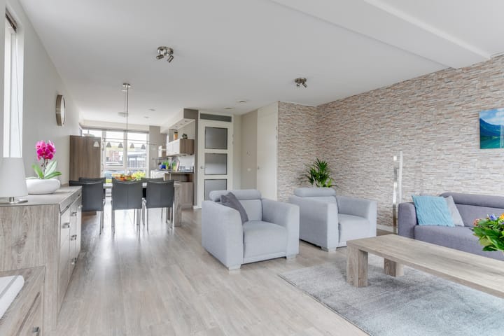 Foto 12 van Hendrik Potstraat 5