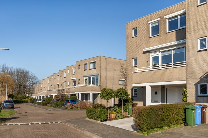 Foto 10 van Jan van Henegouwenstraat 52