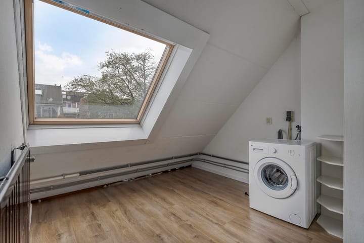 Foto 24 van Rossinirode 51