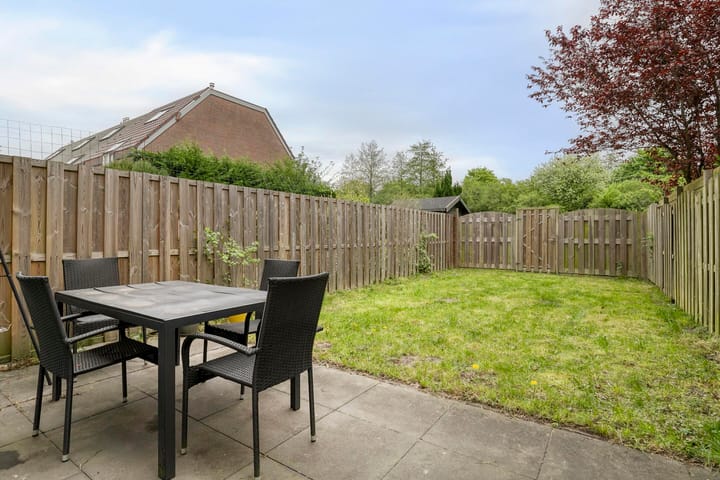 Foto 26 van Rossinirode 51