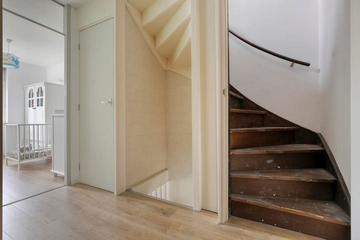 Foto 11 van Rossinirode 51