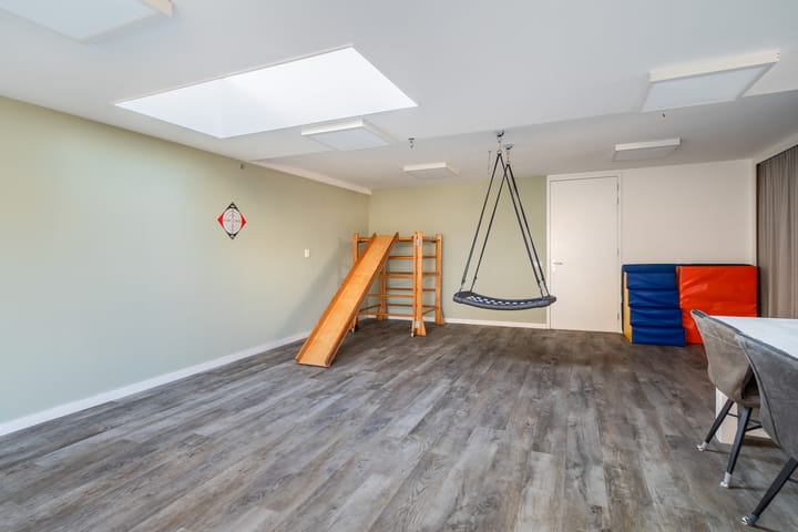 Foto 22 van Jan van Henegouwenstraat 52