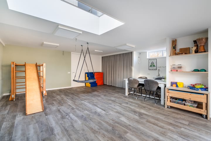 Foto 23 van Jan van Henegouwenstraat 52