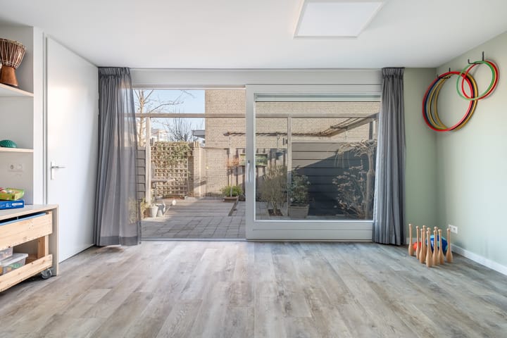 Foto 26 van Jan van Henegouwenstraat 52