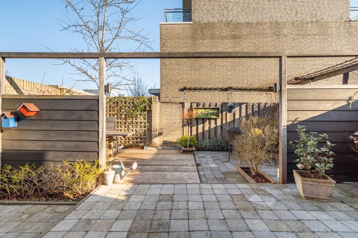 Foto 27 van Jan van Henegouwenstraat 52