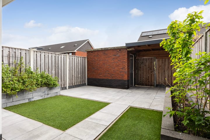 Foto 9 van Rusalkastraat 15