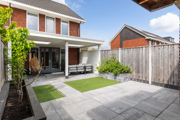 Foto 12 van Rusalkastraat 15