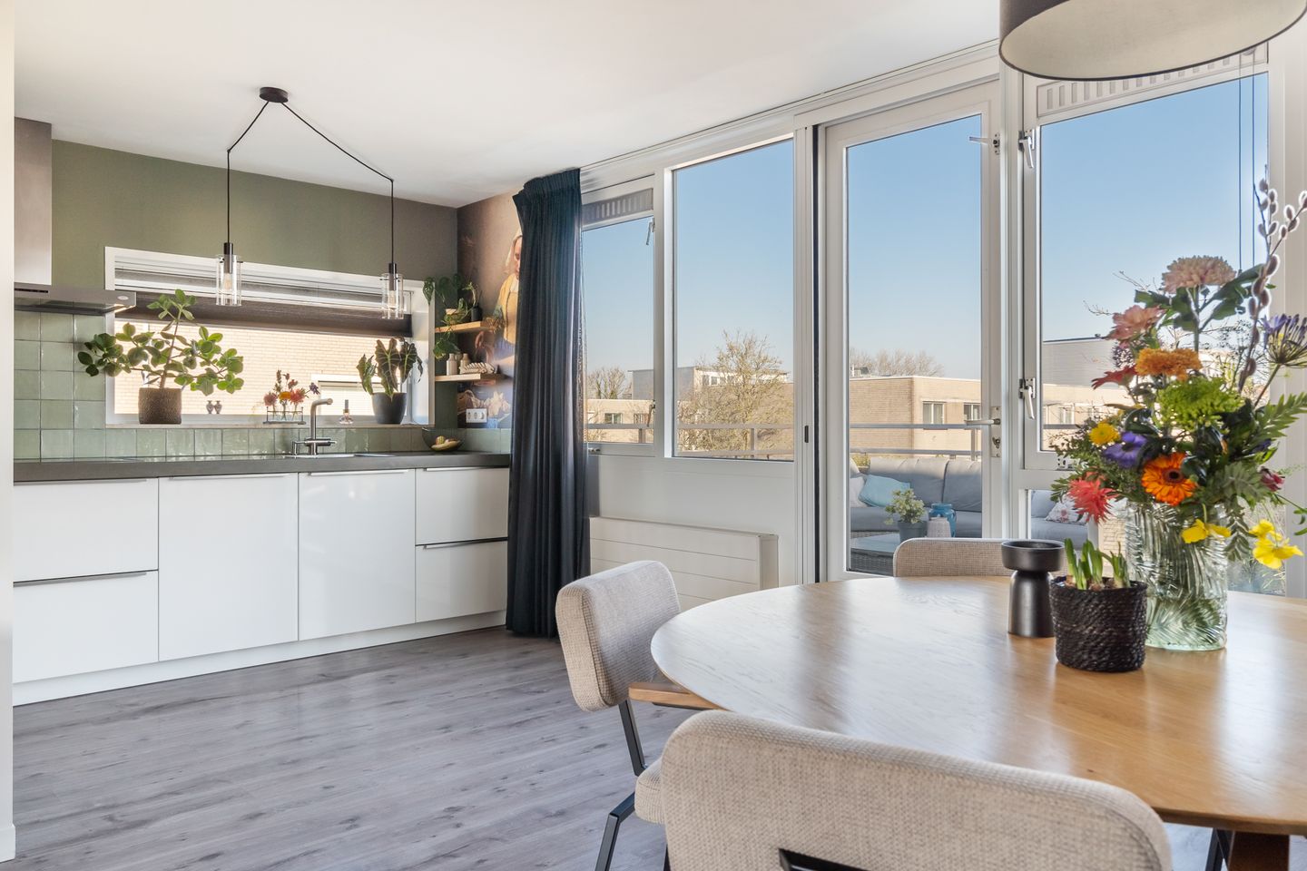 Photo 50 of Jan van Henegouwenstraat 52