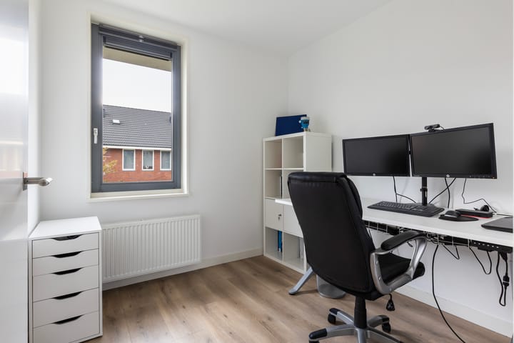 Foto 24 van Rusalkastraat 15