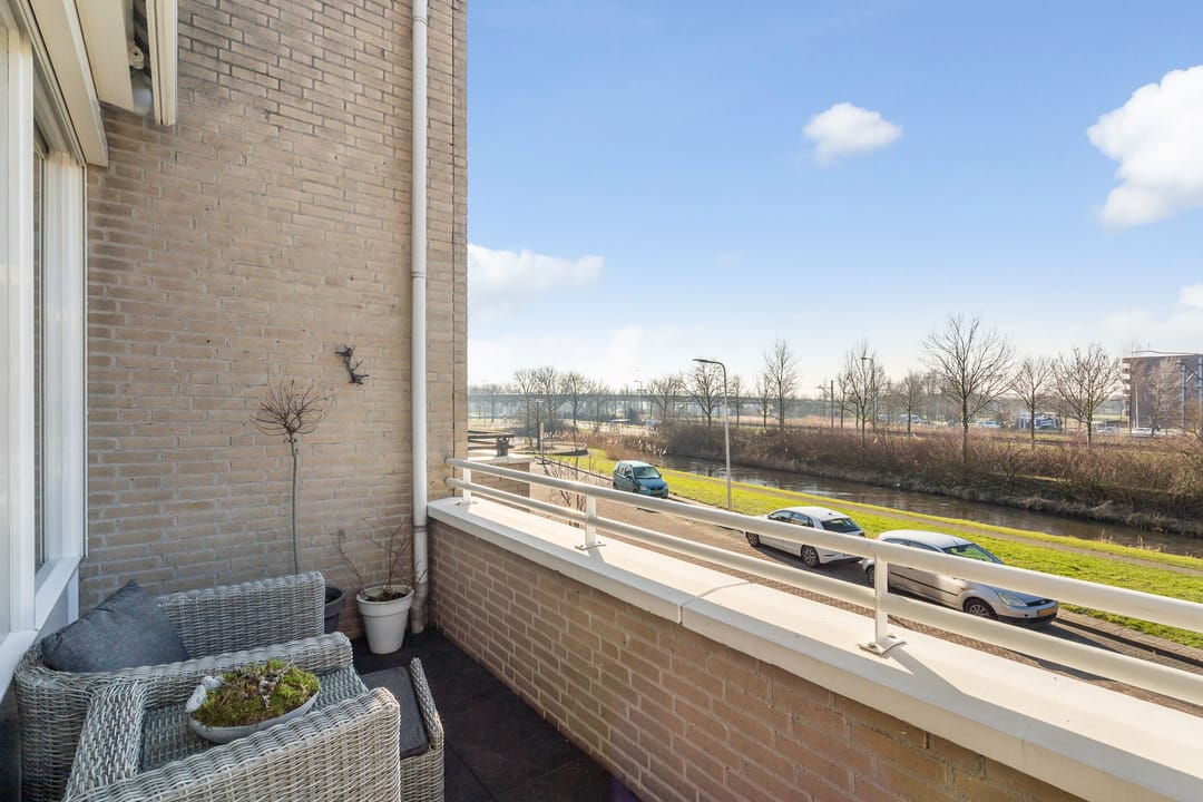 Photo 61 of Jan van Henegouwenstraat 52