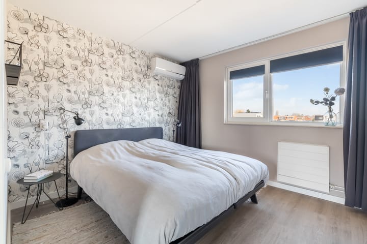 Foto 65 van Jan van Henegouwenstraat 52