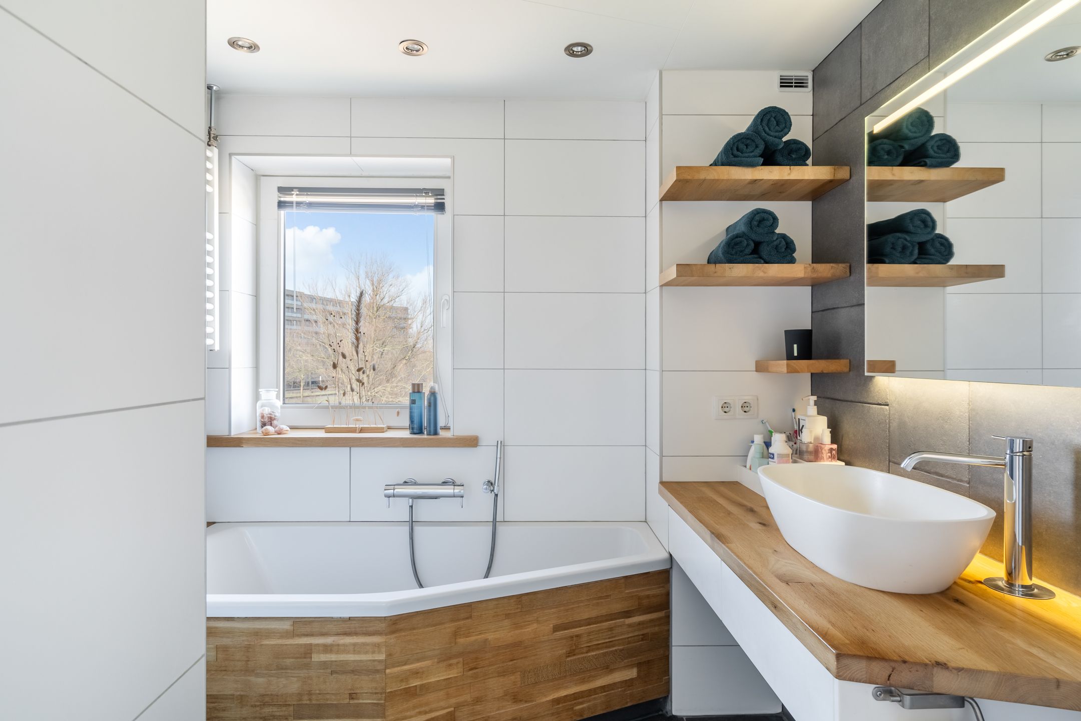 Photo 75 of Jan van Henegouwenstraat 52