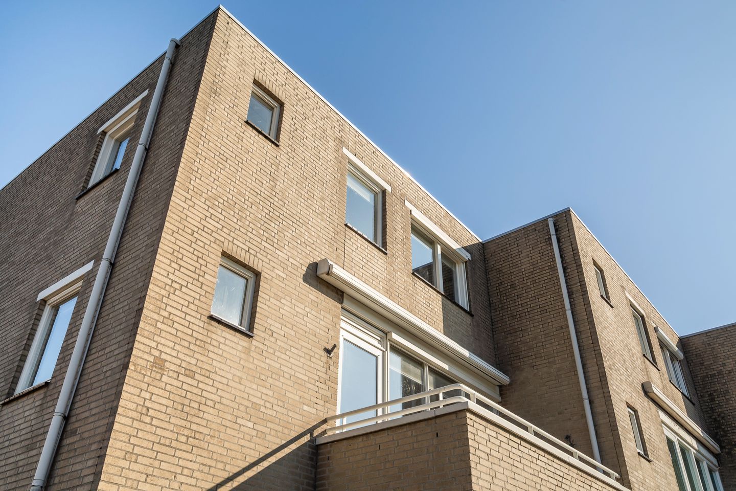 Photo 79 of Jan van Henegouwenstraat 52