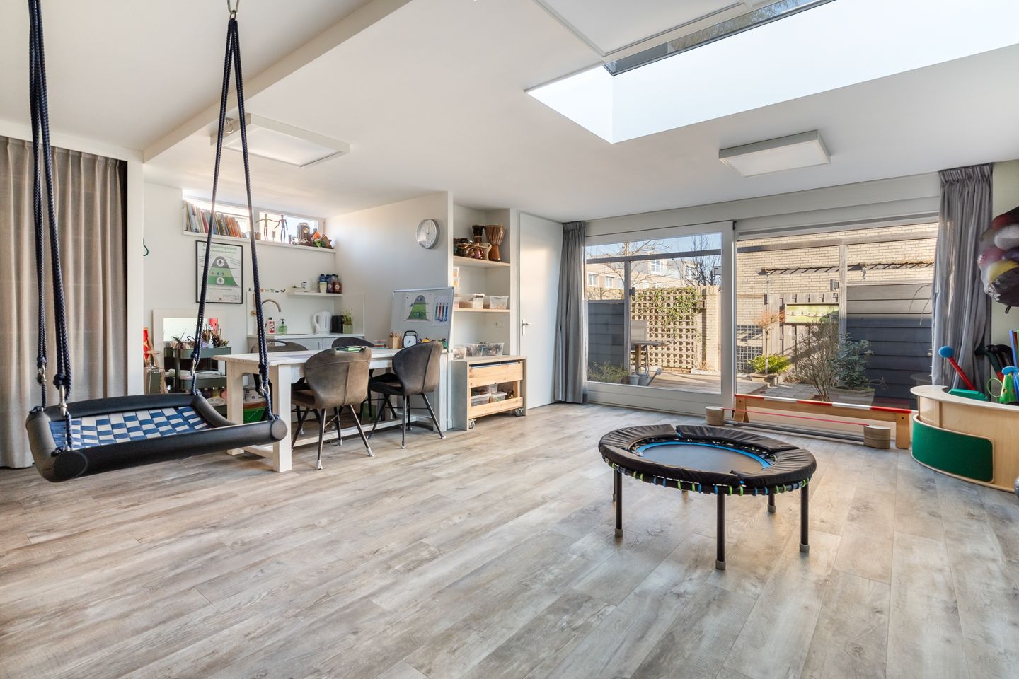 Photo 85 of Jan van Henegouwenstraat 52