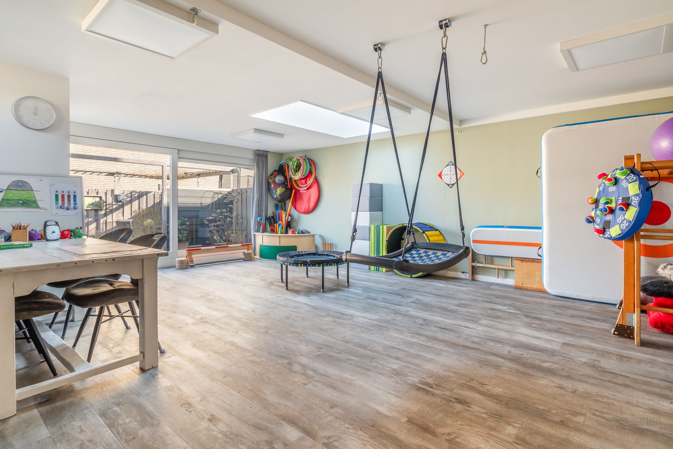 Photo 84 of Jan van Henegouwenstraat 52