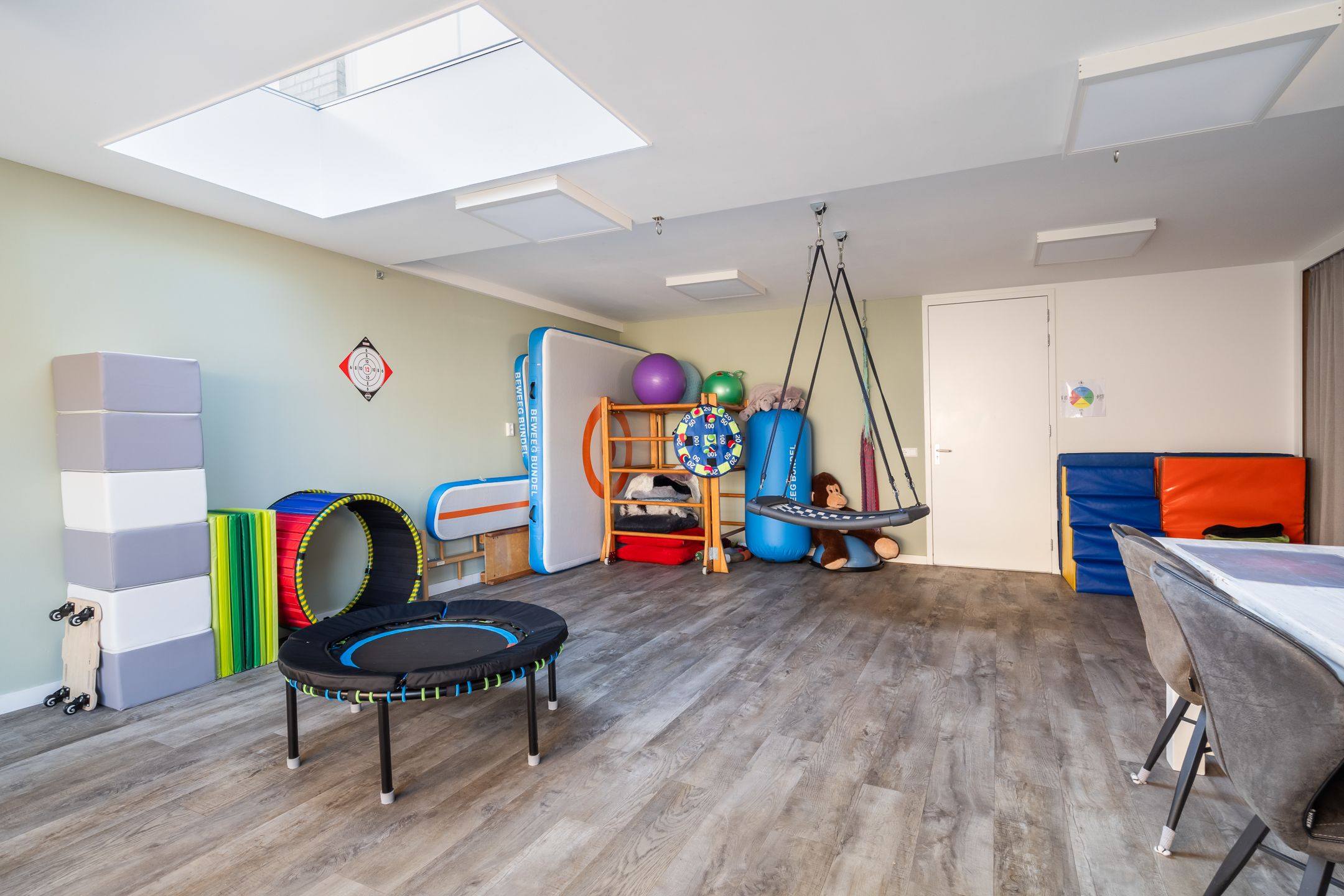 Photo 87 of Jan van Henegouwenstraat 52